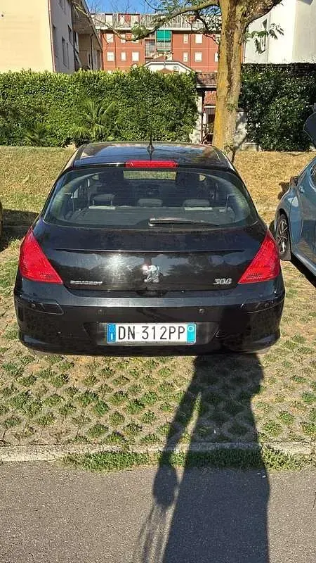 Usata Peugeot 308 120 CV (88 kW) 2008 Berlina