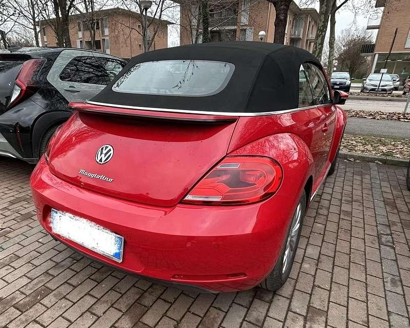 Usata VW Beetle Cabriolet Design 110 CV (80 kW) 2016 Cabrio