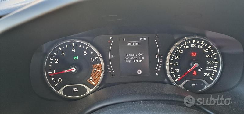 Usata Jeep Renegade Longitude 120 CV (88 kW) 2024 Rosso SUV
