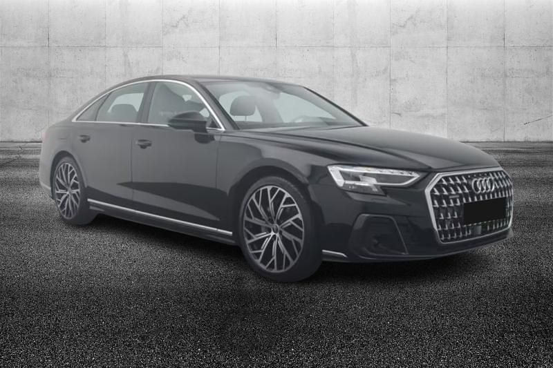 Usata Audi A8L Ambiente 286 CV (210 kW) 2023 Nero metallizzato Berlina