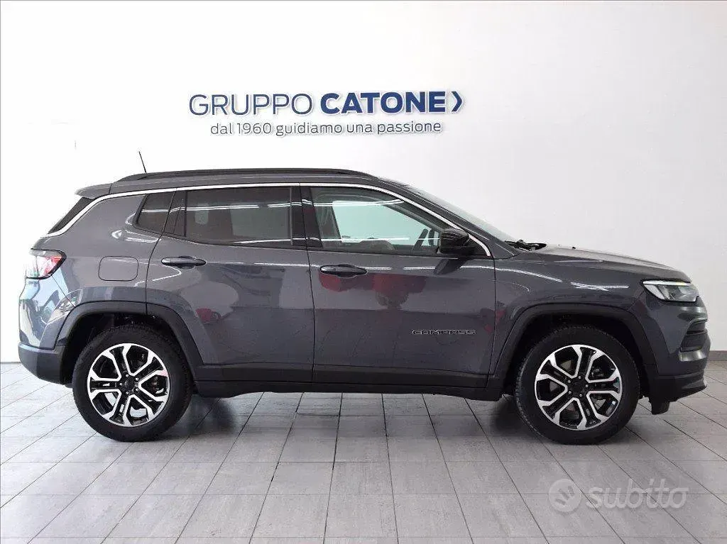 Usata Jeep Compass Limited 131 CV (96 kW) 2022 Grigio SUV