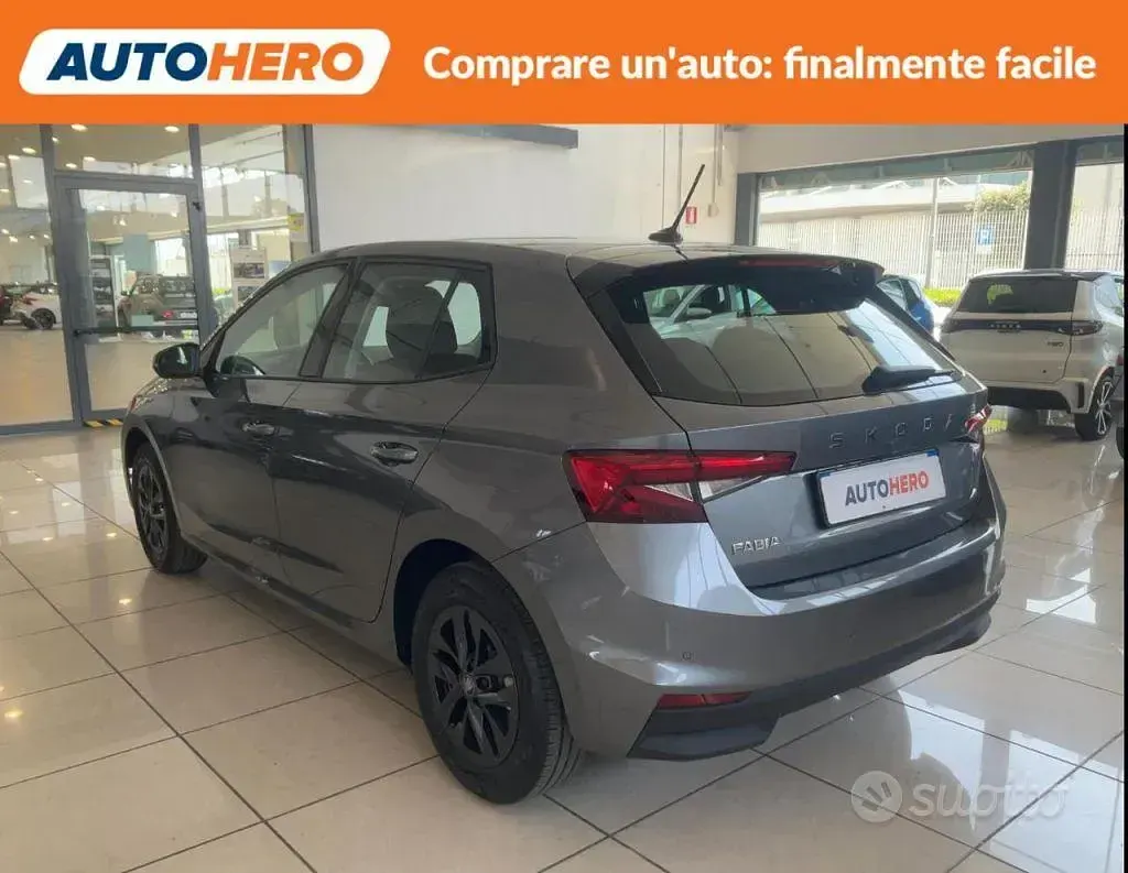 Usata Skoda Fabia 95 CV (69 kW) 2025 Grigio Utilitaria
