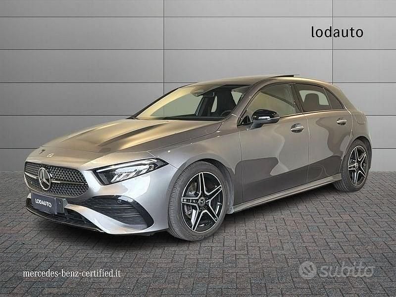 Usata Mercedes A200 AMG Line Premium 150 CV (110 kW) 2023 Grigio Berlina