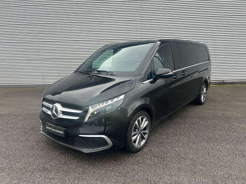 Usata Mercedes V250 Premium 190 CV (139 kW) 2023 Nero ossidiana Monovolume