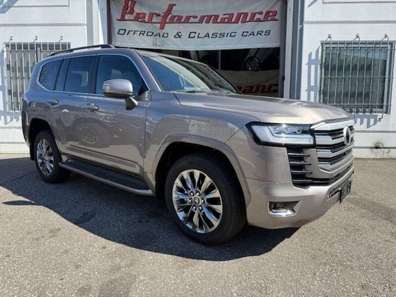 Argento Nuova 2025 Toyota Land Cruiser Premium SUV | 178.000 € - Immagine 1/4