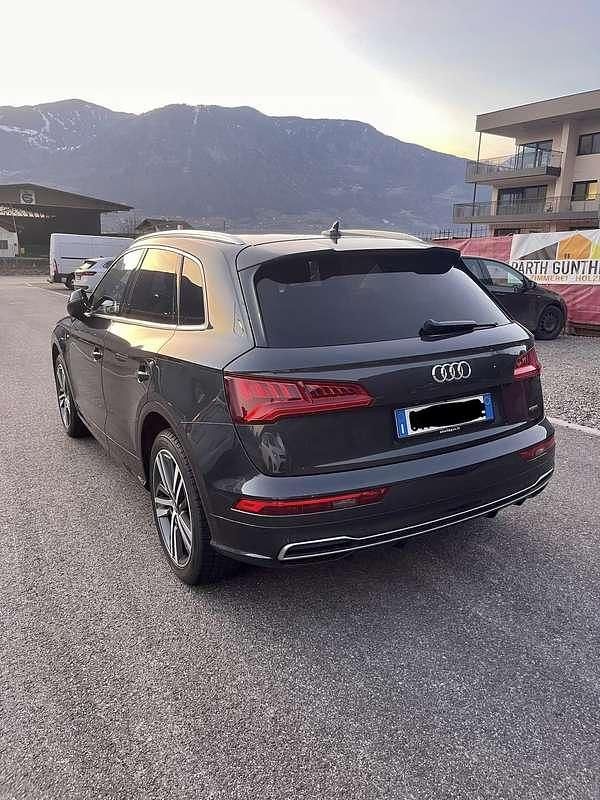 Usata Audi Q5 S-line plus 190 CV (139 kW) 2017 Grigio SUV
