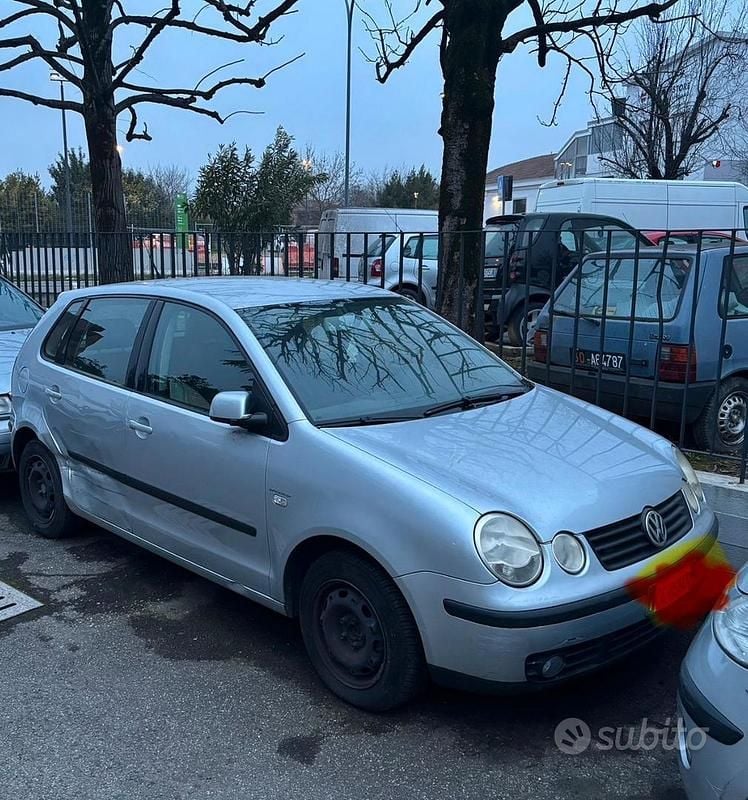 Usata VW Polo Trendline 64 CV (47 kW) 2002 Grigio Utilitaria