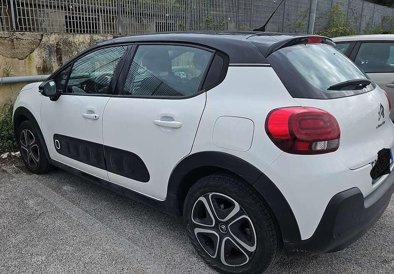 Usata Citroën C3 Shine 102 CV (75 kW) 2018 Bianco Utilitaria