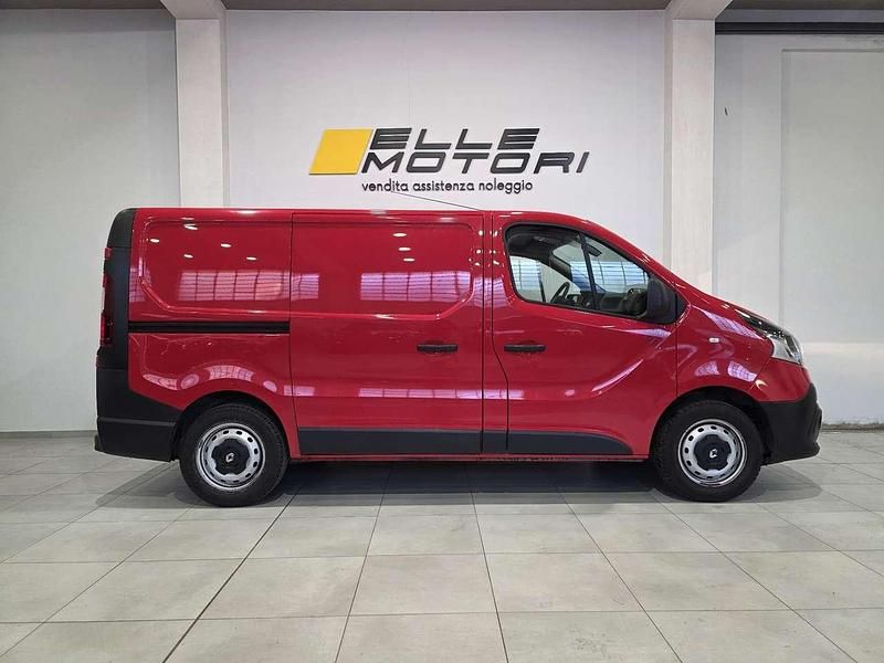 Usata Renault Trafic 120 CV (88 kW) 2019 Rosso Monovolume