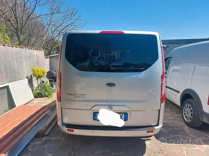 Usata Ford Tourneo S 2021 Grigio Monovolume