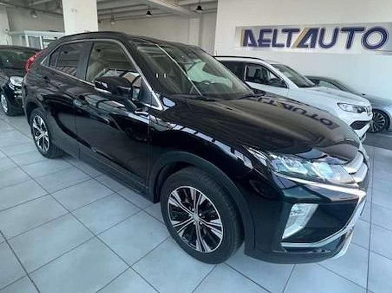 Nero Usata 2020 Mitsubishi Eclipse Cross Invite SUV | 17.500 € (Buon prezzo) - Immagine 1/4