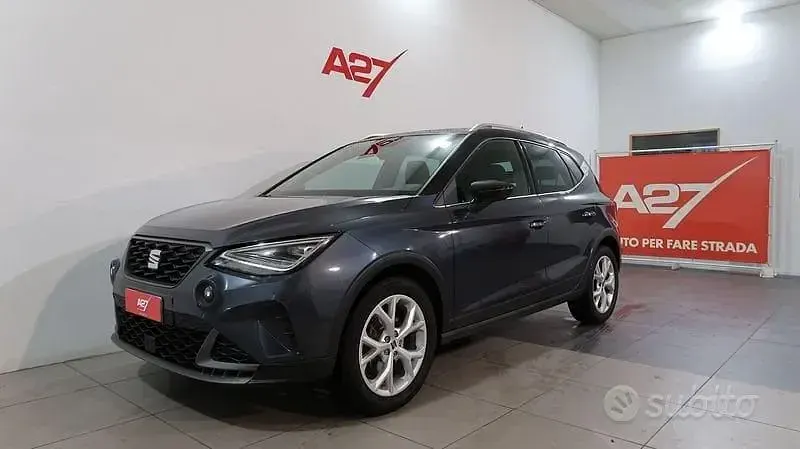 Usata Seat Arona FR 95 CV (69 kW) 2025 Grigio scuro SUV