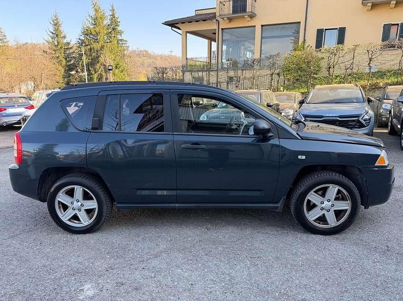 Usata Jeep Compass Limited 140 CV (102 kW) 2009 Grigio SUV