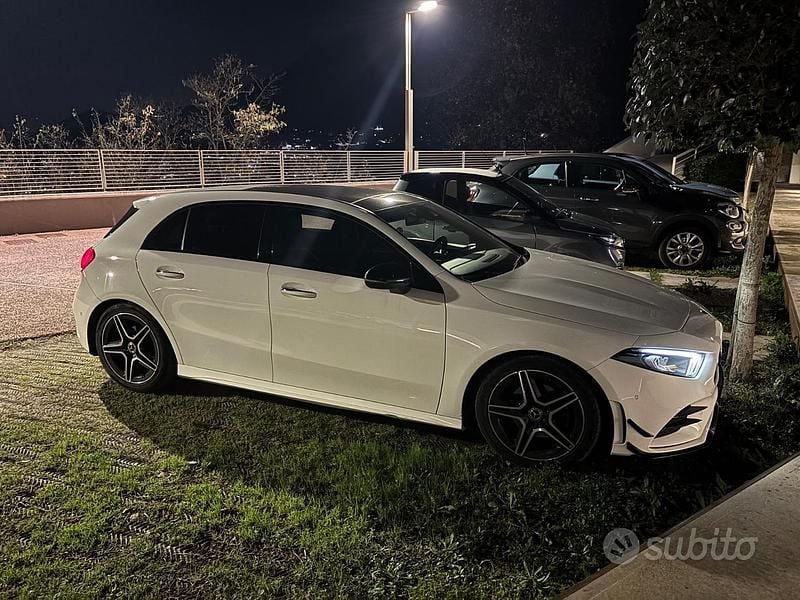Bianco Usata 2018 Mercedes A180 Premium Tre volumi | 21.900 € (Buon prezzo) - Immagine 1/4