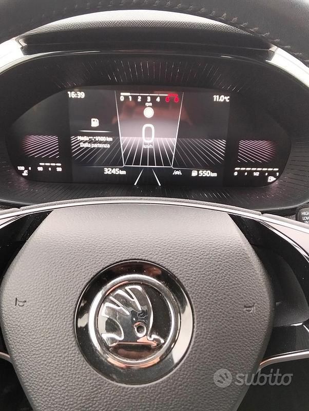 Usata Skoda Fabia Monte Carlo 80 CV (58 kW) 2024 Grigio Utilitaria