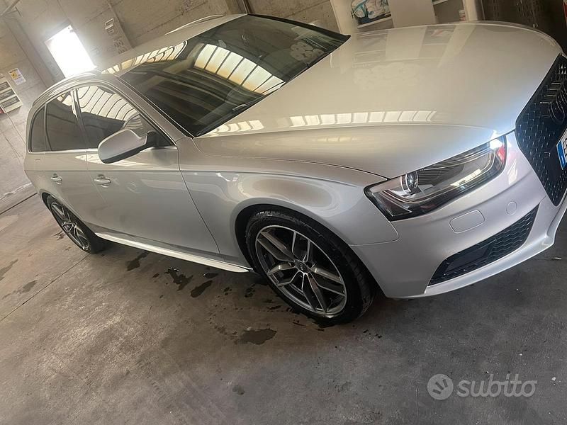 Grigio Usata 2013 Audi A4 Tre volumi | 9500 € (Buon prezzo) - Immagine 1/4