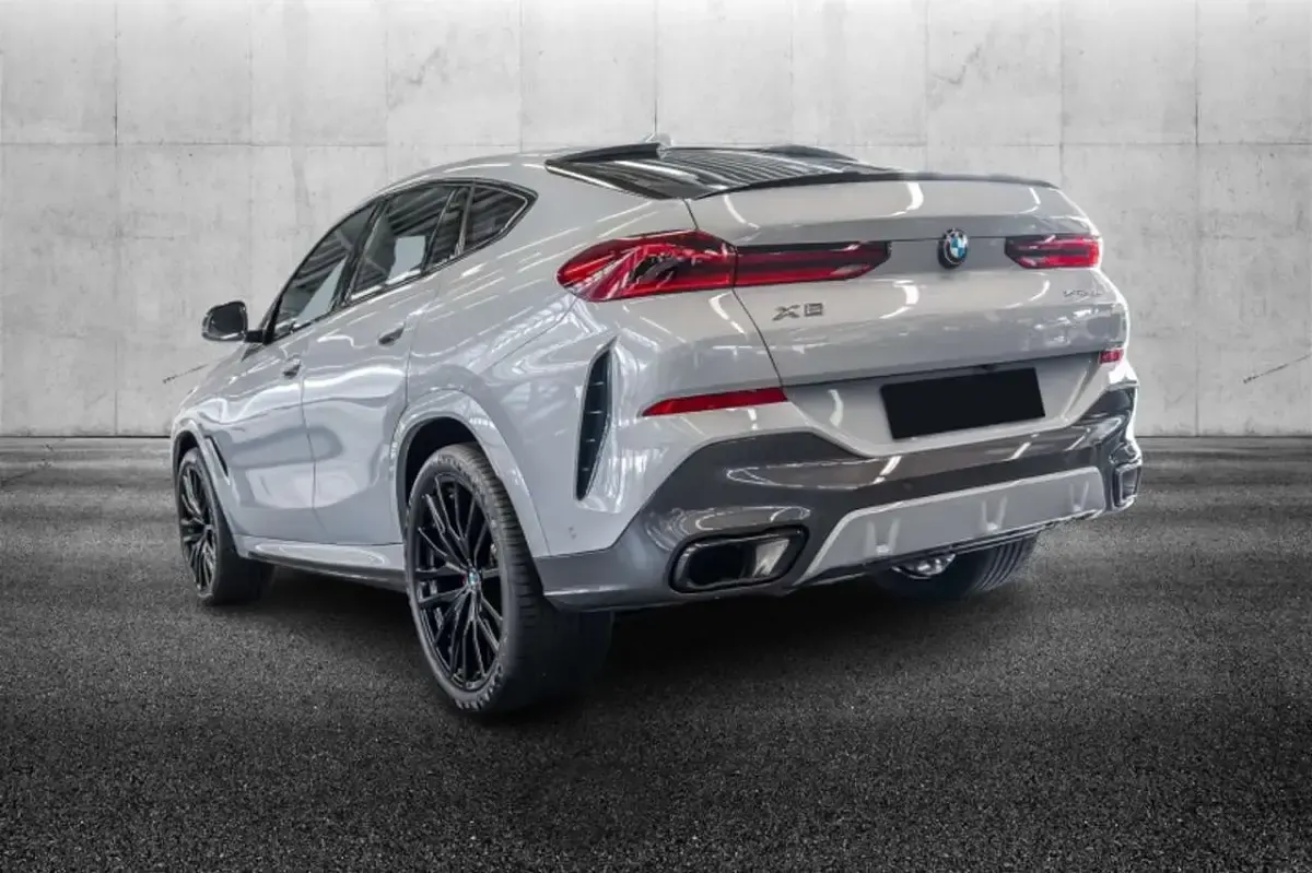 Usata BMW X6 M Sport 298 CV (219 kW) 2025 Grigio SUV