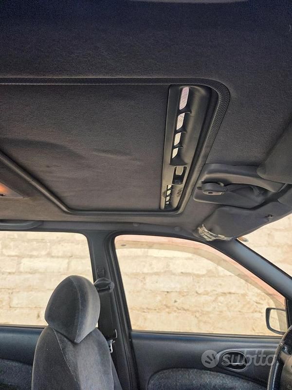 Usata Ford Escort 58 CV (42 kW) 1996 Blu Station wagon