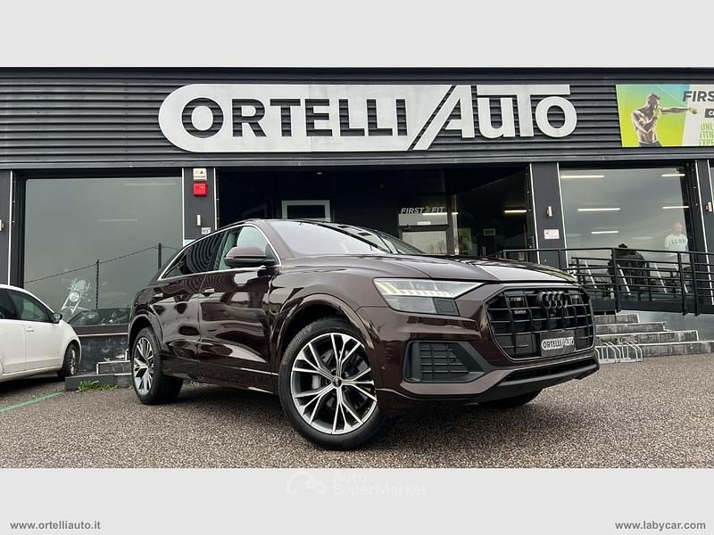 Usata Audi Q8 231 CV (169 kW) 2022 Marrone SUV