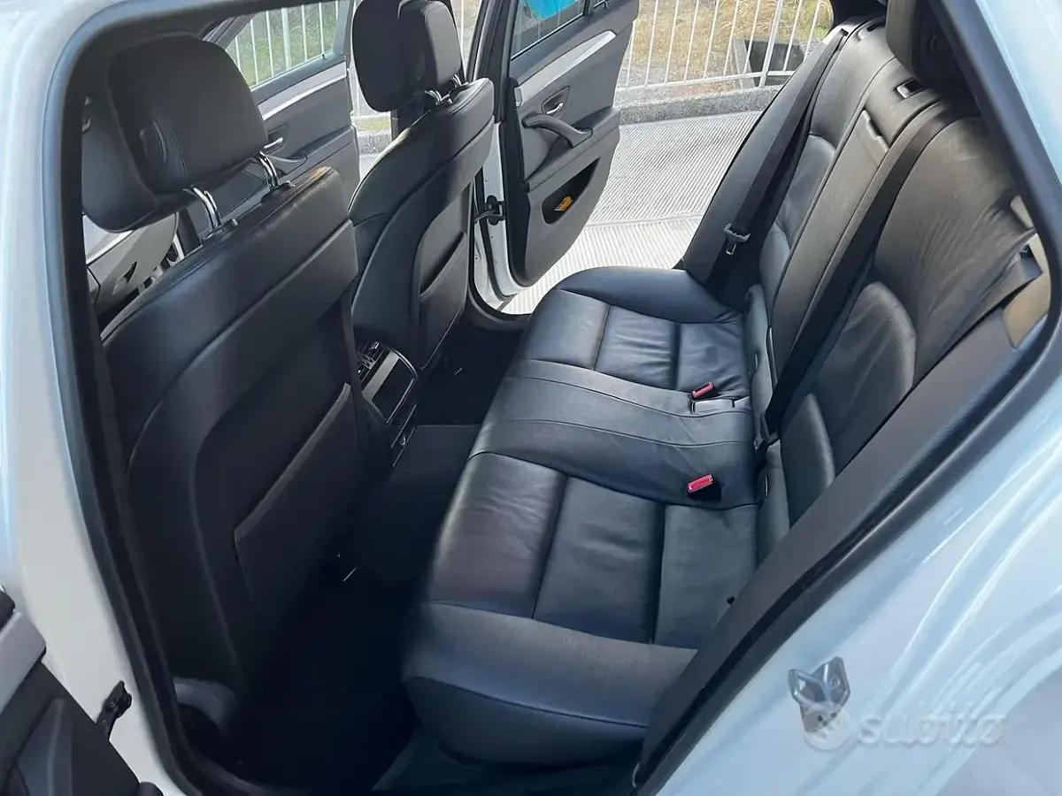 Usata BMW 520 M Sport 218 CV (160 kW) 2013 Bianco Station wagon
