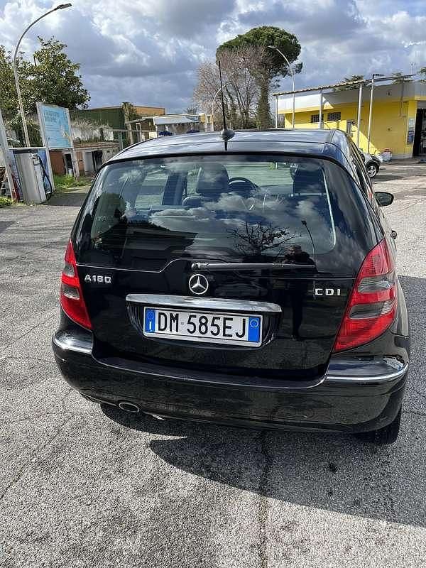 Usata Mercedes A180 Avantgarde 109 CV (80 kW) 2007 Nero Monovolume