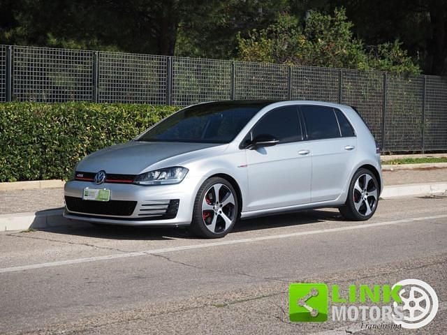 Argento Usata 2013 VW Golf GTI Tre volumi | 13.200 € (Ottimo prezzo) - Immagine 1/4