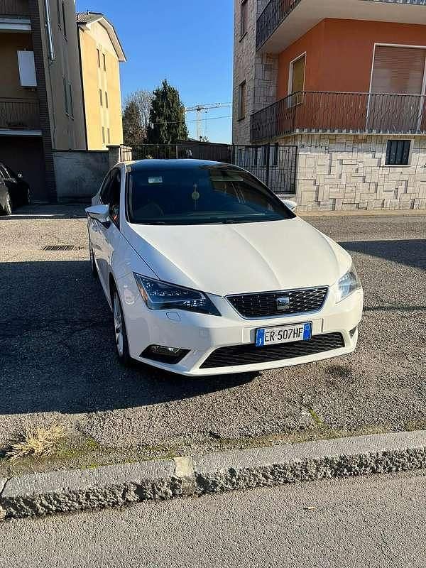 Usata Seat Leon 105 CV (77 kW) 2013 Berlina