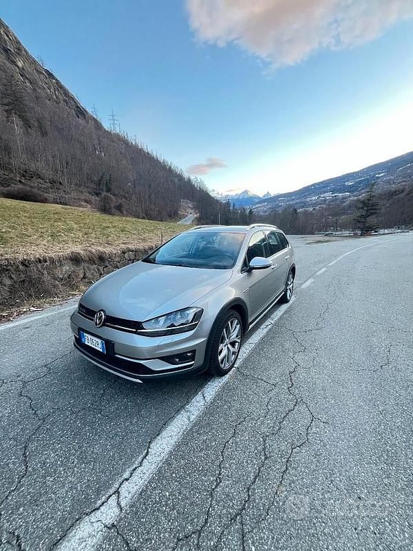 Usata VW Golf Alltrack 184 CV (135 kW) 2015 Grigio Station wagon