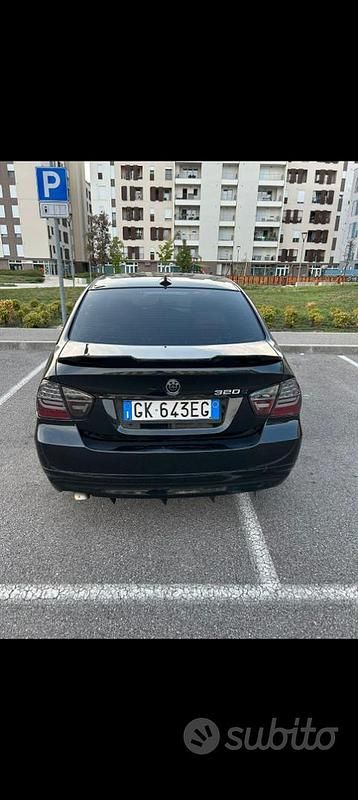Usata BMW 320 163 CV (119 kW) 2007 Nero Berlina