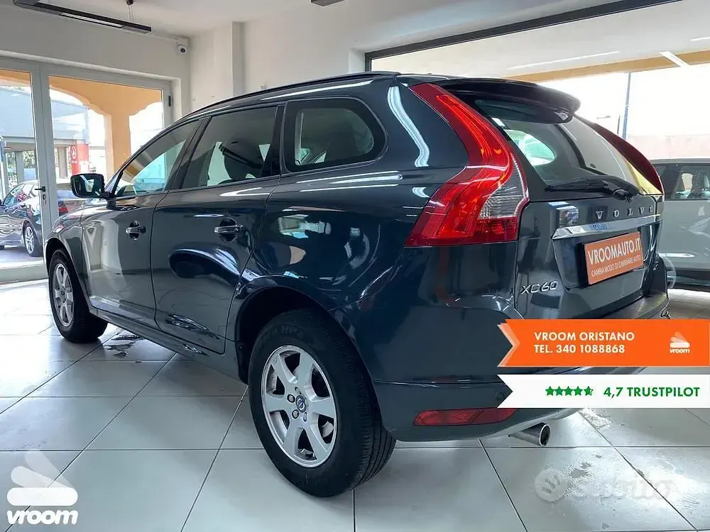 Usado Volvo XC60 Summum 150 HP (110 kW) 2015 SUV