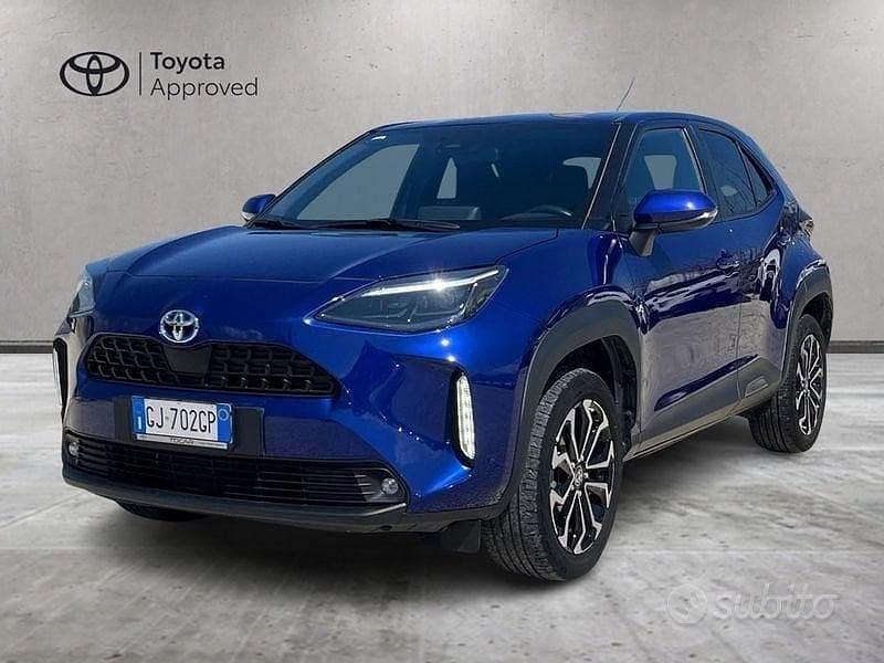 Usata Toyota Yaris Cross Trend 116 CV (85 kW) 2022 Blu SUV