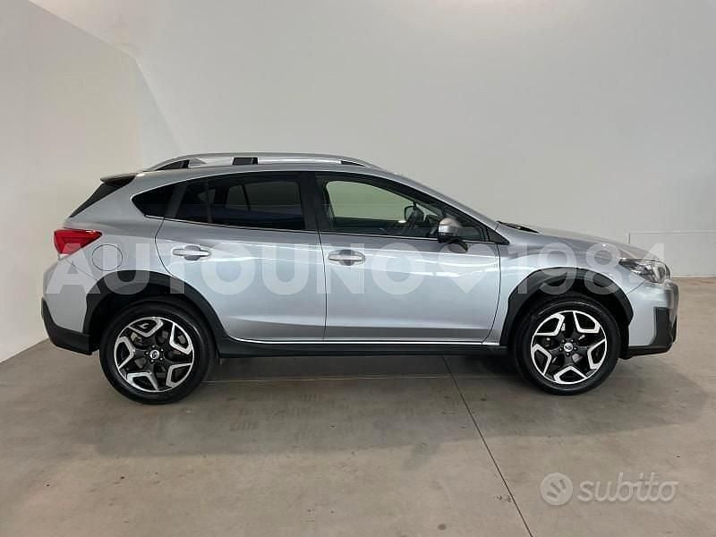 Usata Subaru XV Style 156 CV (114 kW) 2019 Grigio SUV