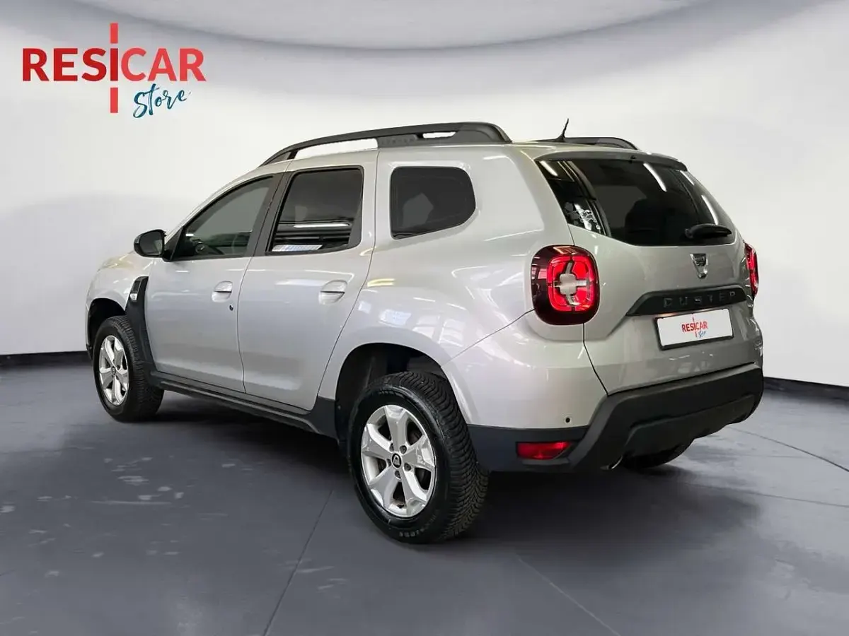 Usata Dacia Duster Essentiel 109 CV (80 kW) 2018 Argento metallizzato SUV