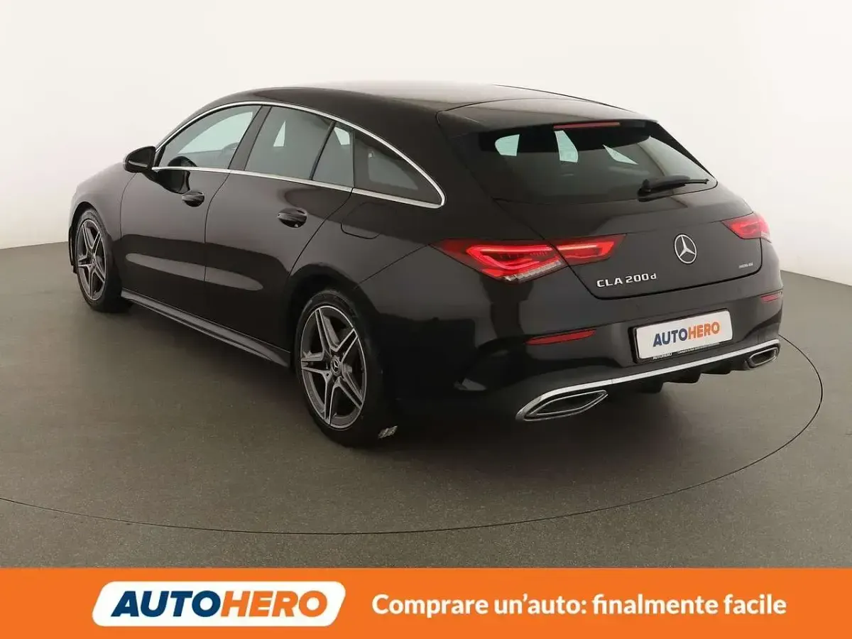 Usata Mercedes CLA200 Shooting Brake AMG line 150 CV (110 kW) 2023 Nero Station wagon