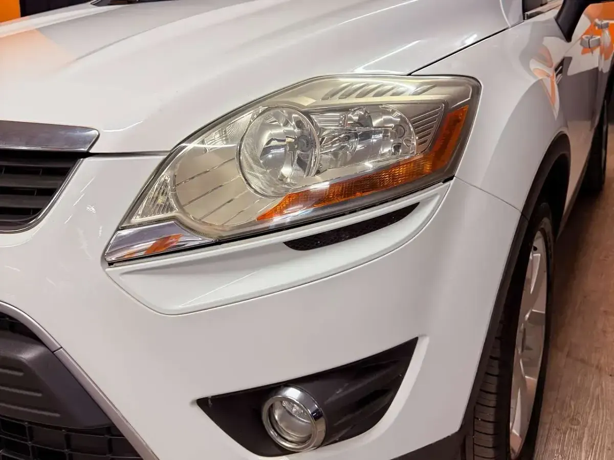 Usata Ford Kuga Titanium 136 CV (100 kW) 2008 Bianco SUV