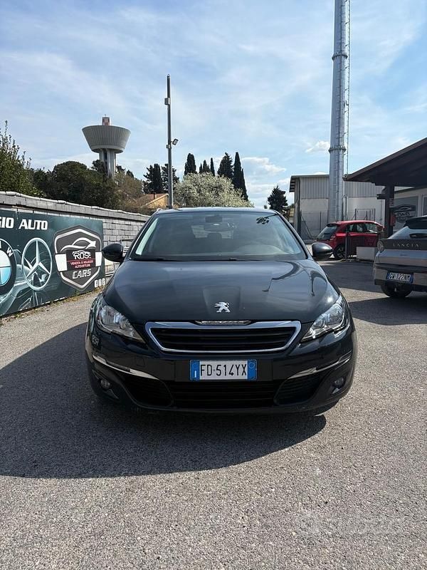 Usata Peugeot 308 GT 120 CV (88 kW) 2016 Nero Station wagon