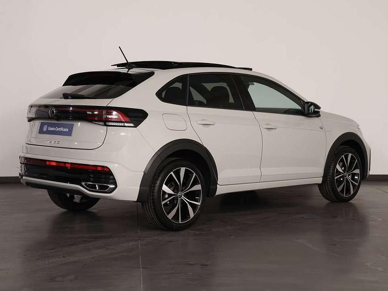 Usata VW Taigo R-line 110 CV (80 kW) 2024 Ascot grey nero SUV