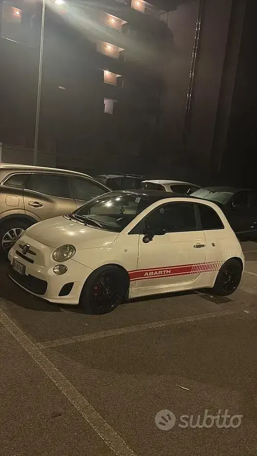 Usata Abarth 500 135 CV (99 kW) 2008 Bianco Utilitaria