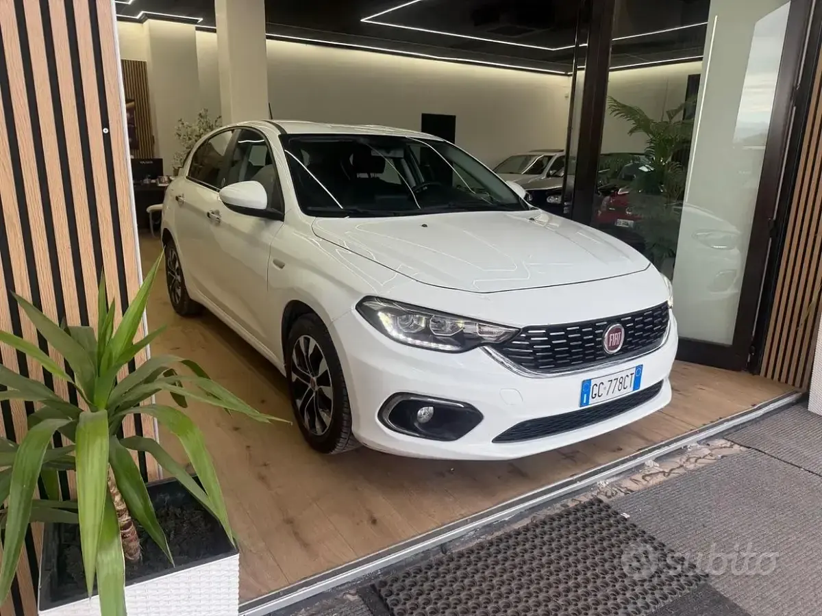 Usata Fiat Tipo Lounge 95 CV (69 kW) 2020 Bianco Berlina