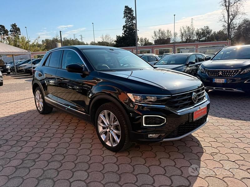 Usata VW T-Roc Advance 150 CV (110 kW) 2018 Nero SUV
