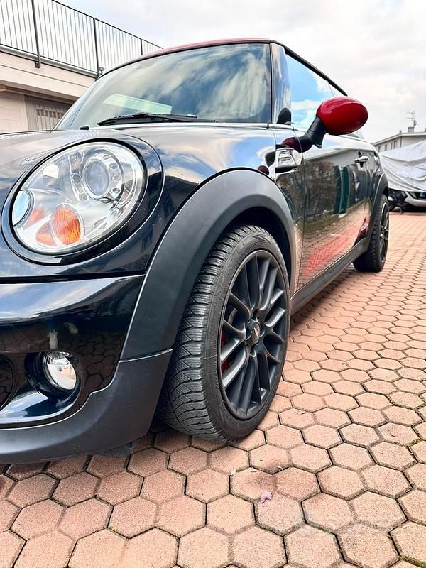 Usata Mini Cooper Coupé 211 CV (155 kW) 2011 Nero Coupé