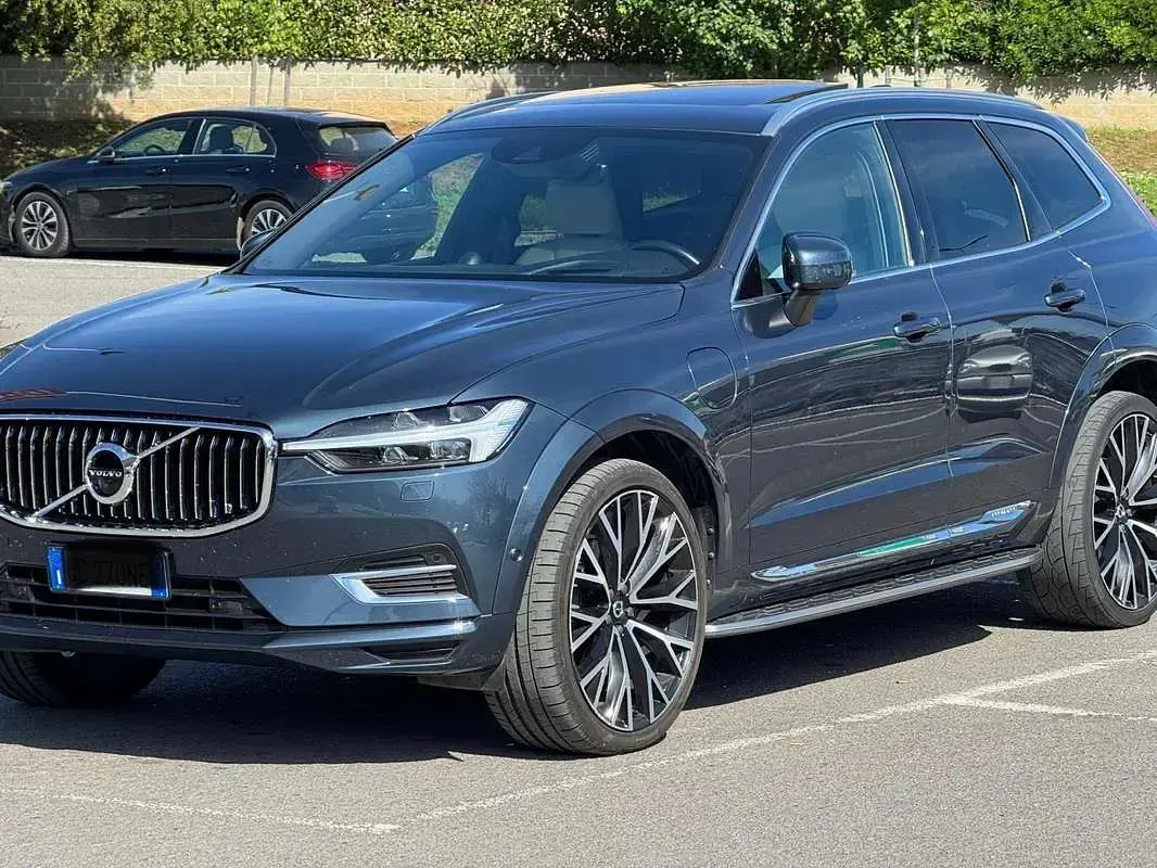 Usata Volvo XC60 Inscription 317 CV (233 kW) 2021 Blu/azzurro SUV