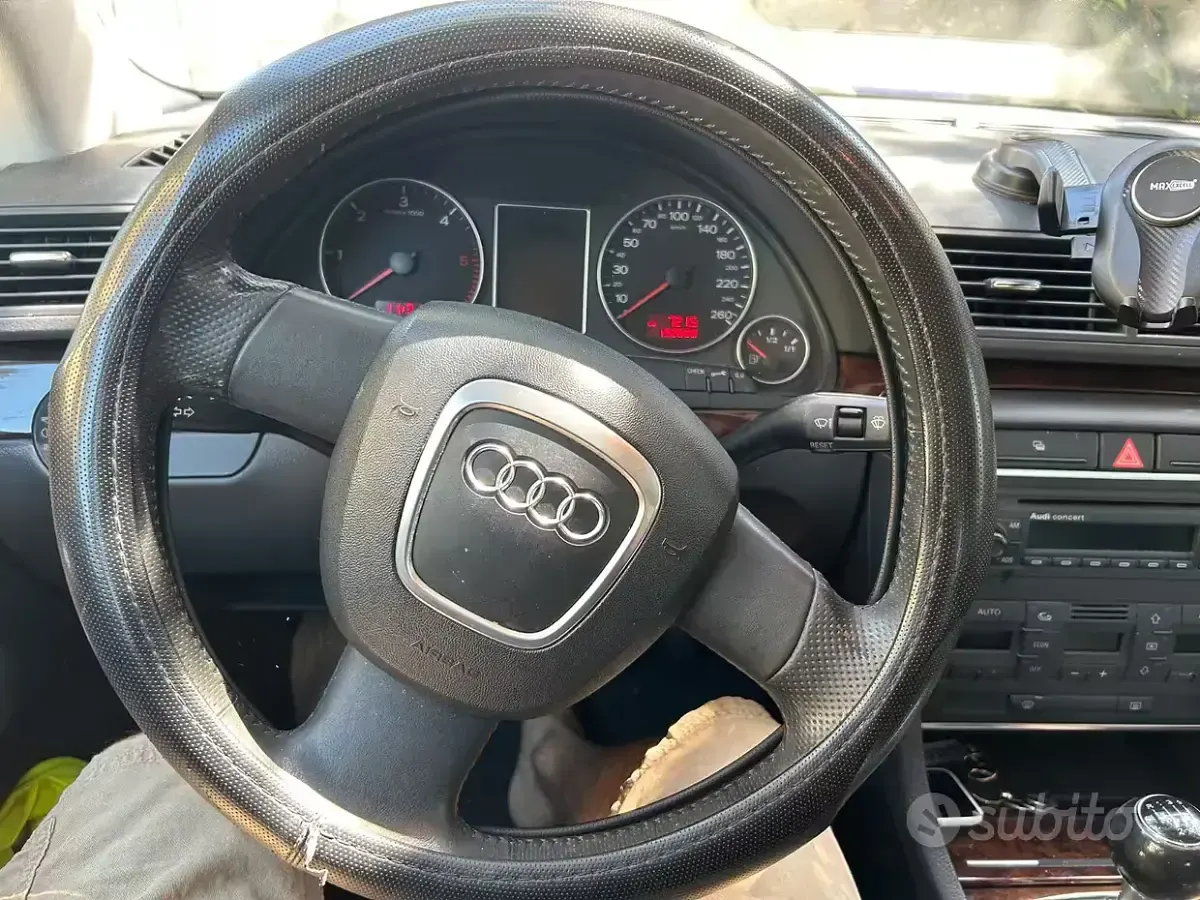 Usata Audi A4 204 CV (150 kW) 2005 Grigio Berlina