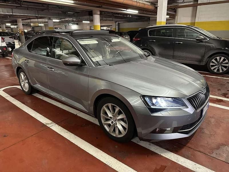 Usata Skoda Superb Executive 150 CV (110 kW) 2016 Berlina