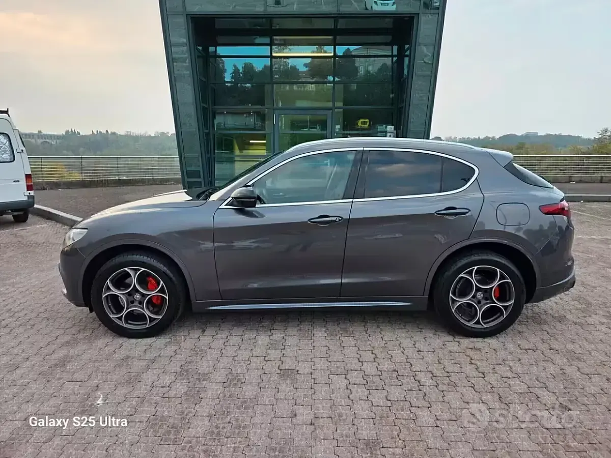 Usata Alfa Romeo Stelvio 210 CV (154 kW) 2018 Grigio SUV