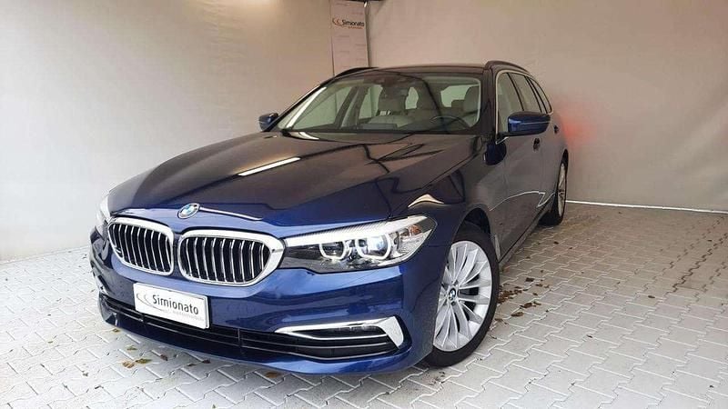 Blu Usata 2018 BMW 520 Luxury Line Station wagon | 19.750 € (Super prezzo) - Immagine 1/4