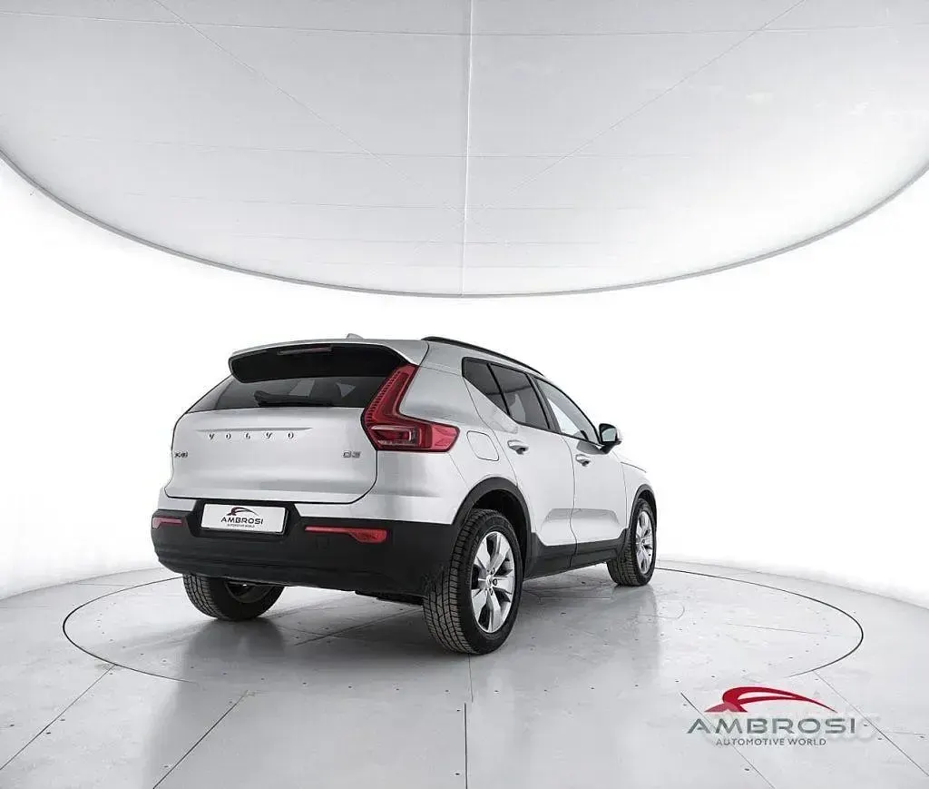 Usata Volvo XC40 R-Design 150 CV (110 kW) 2019 Grigio SUV