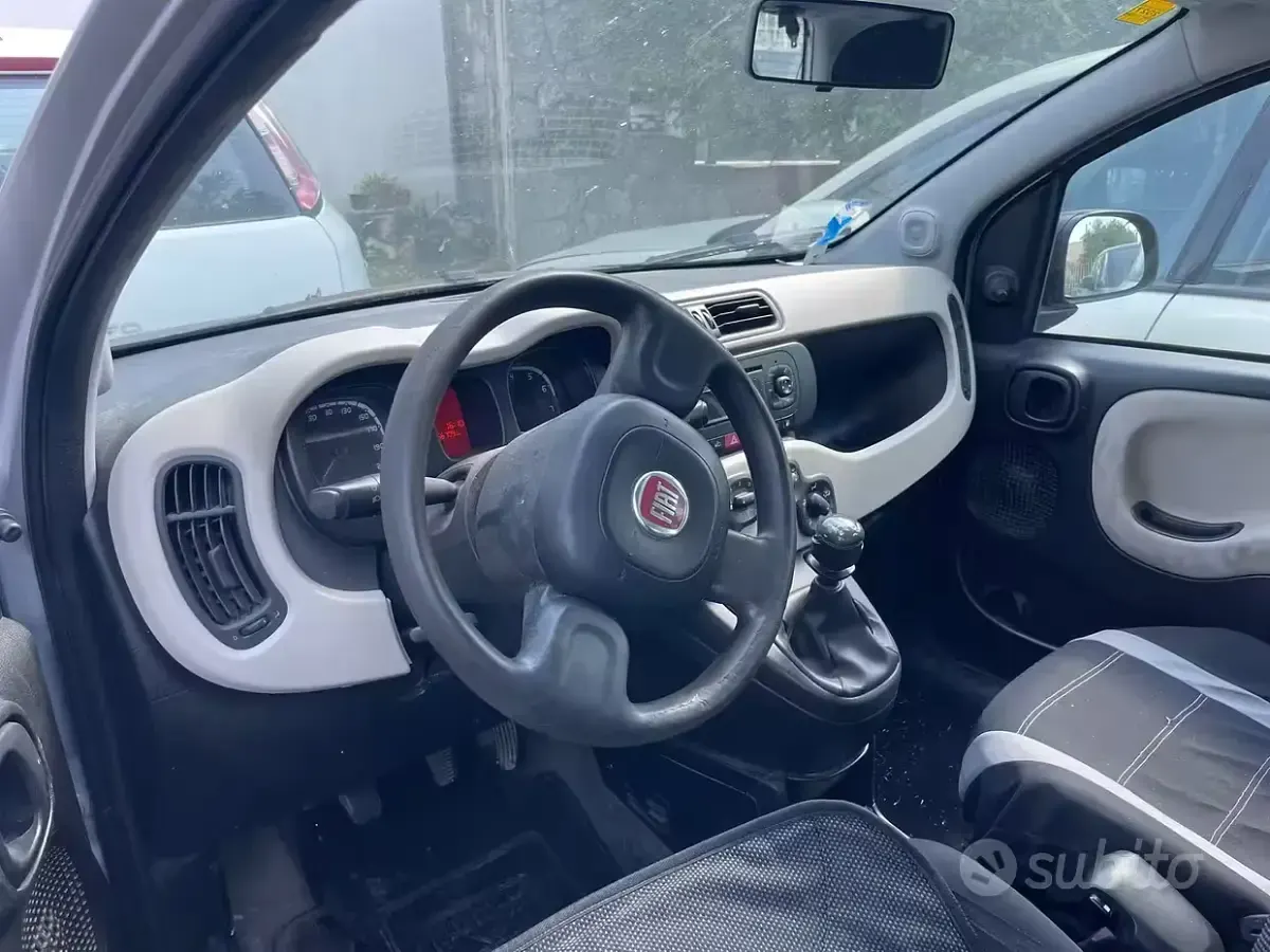 Usata Fiat Panda 80 CV (58 kW) 2014 Grigio Utilitaria
