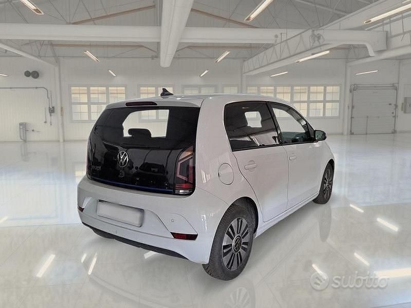 Usata VW e-up! 61 kW (83 CV) 2021 Bianco Utilitaria