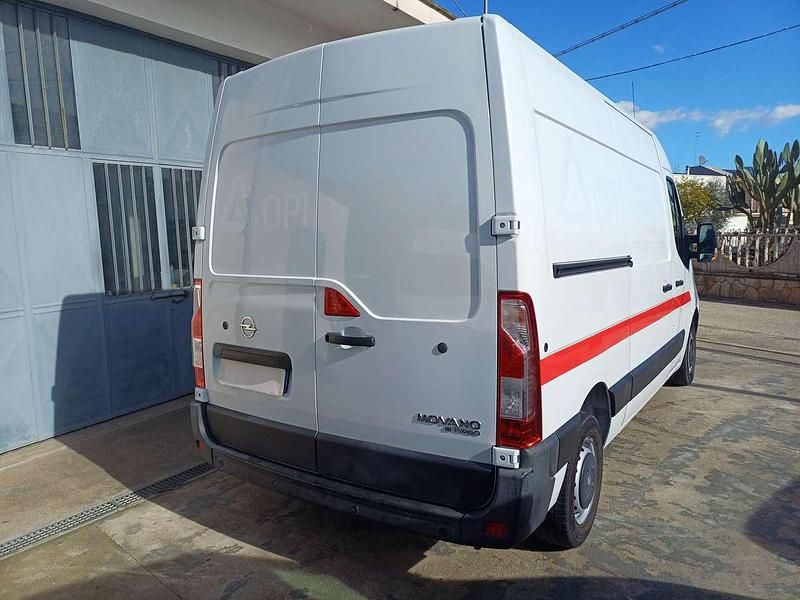 Usata Opel Movano 136 CV (100 kW) 2015 Bianco Monovolume